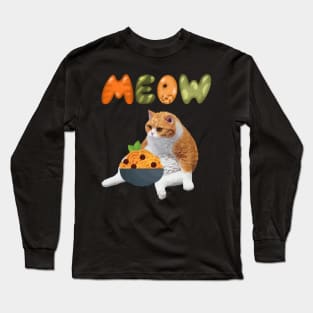 Funny Cat eating spaghetti Long Sleeve T-Shirt